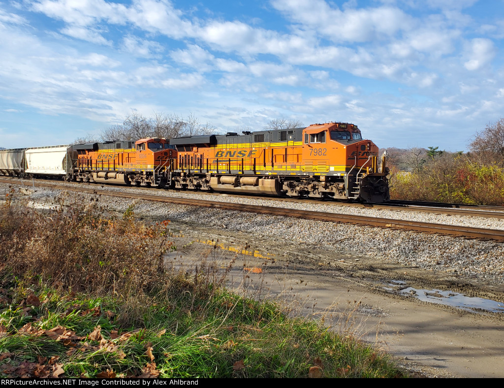 BNSF 7982